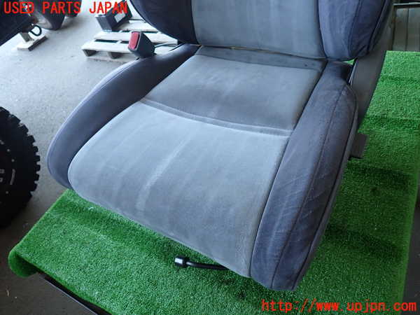 2UPJ-9234327065]ランクル80系(FZJ80G)助手席シート 中古_2