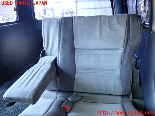 2UPJ-9234327175]ランクル80系(FZJ80G)左2列目シート 中古_3