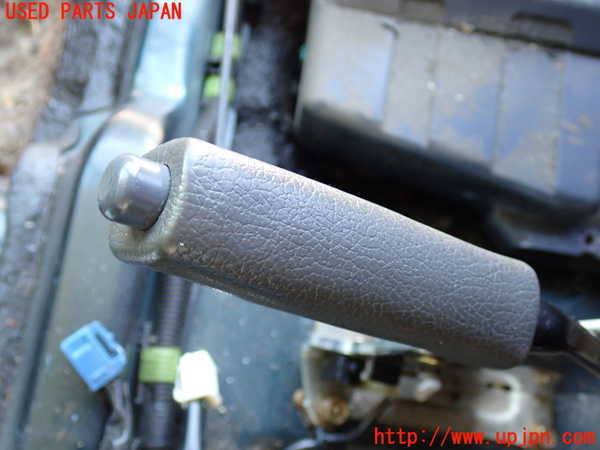 2UPJ-9234327550]ランクル80系(FZJ80G)サイドブレーキレバー 中古_2