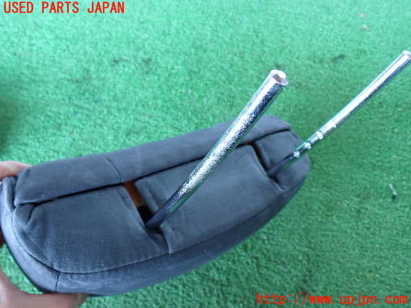 2UPJ-9234327070]ランクル80系(FZJ80G)助手席ヘッドレスト 中古_2