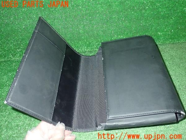 3UPJ=9234330801]レクサス CT200h(ZWA10)純正 車検証入れ マニュアルケース 中古_5