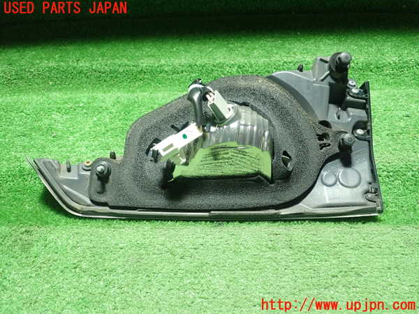 1UPJ-9234331552]レクサス・CT200h(ZWA10)左リアフィニッシャー 中古_2