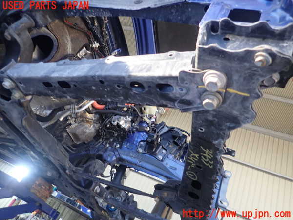 1UPJ-9234335296]レクサス・CT200h(ZWA10)メンバー1 中古_3