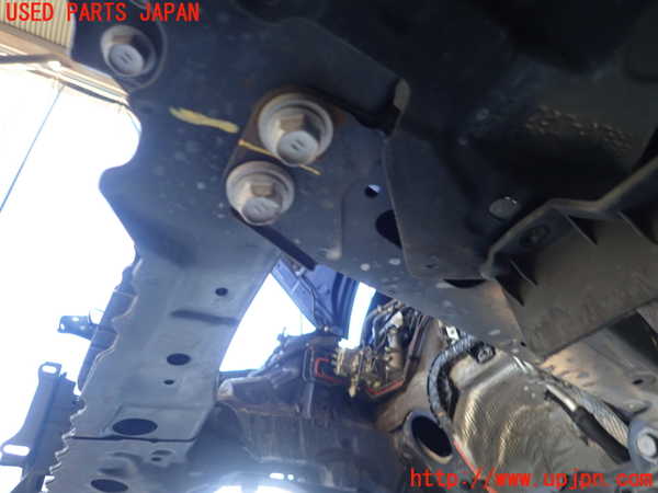 1UPJ-9234335296]レクサス・CT200h(ZWA10)メンバー1 中古_4