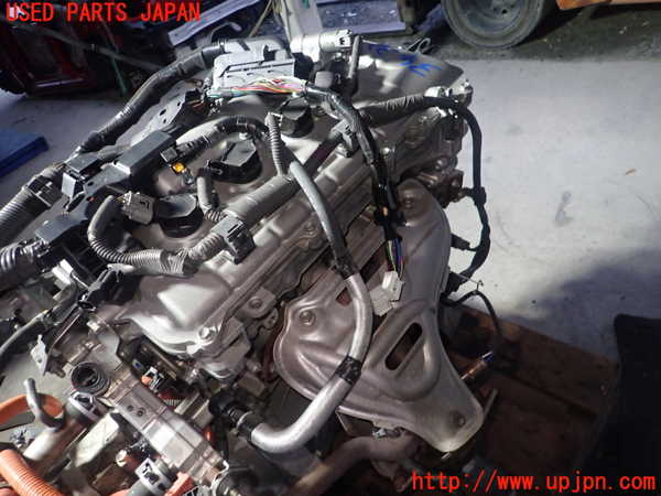 1UPJ-9234332010]レクサス・CT200h(ZWA10)エンジン 2ZR-FXE 中古_3