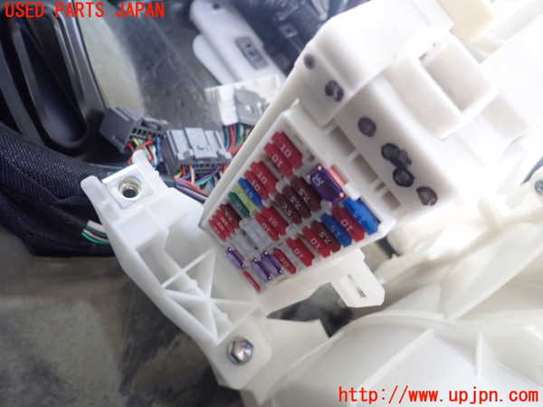 1UPJ-9234336742]レクサス・CT200h(ZWA10)ヒューズボックス2 中古_3