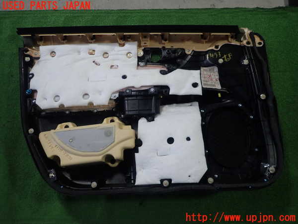 1UPJ-9234331234]レクサス・CT200h(ZWA10)右前ドア内張り 中古_3