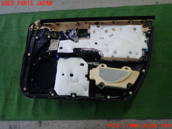 1UPJ-9234331264]レクサス・CT200h(ZWA10)左前ドア内張り 中古_3
