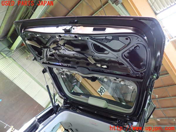 1UPJ-9234341566]セレナ e-POWER(HFC27)バックドア リアゲート ハッチ 中古_4