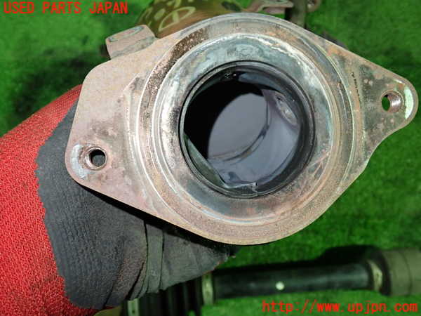 1UPJ-9234342661]セレナ e-POWER(HFC27)触媒1 中古_4