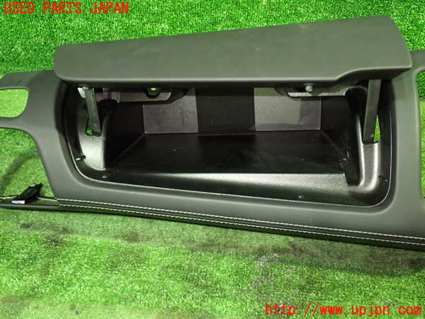 1UPJ-9234347516]セレナ e-POWER(HFC27)グローブボックス1 中古_2