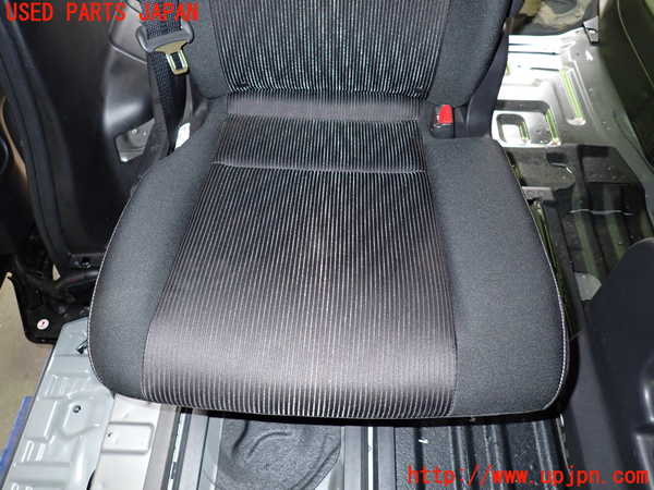 1UPJ-9234347145]セレナ e-POWER(HFC27)右2列目シート 中古_3