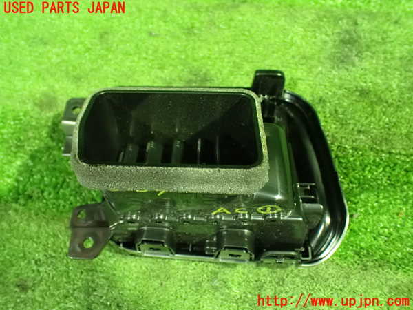 1UPJ-9234347526]セレナ e-POWER(HFC27)エアコン吹き出し口1 中古_2