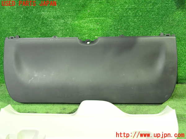 1UPJ-9234341578]セレナ e-POWER(HFC27)バックドア内張り 中古_2