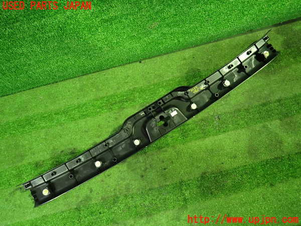 1UPJ-9234347772]セレナ e-POWER(HFC27)ラゲッジトレイ2 中古_2