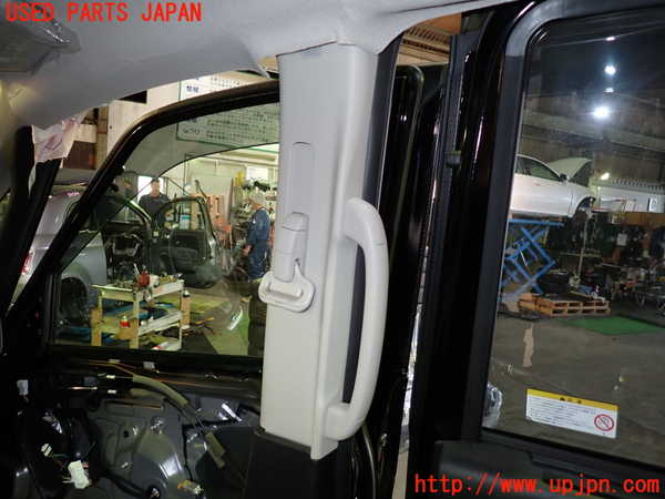 1UPJ-9234347665]セレナ e-POWER(HFC27)右センターピラートリム 中古_2