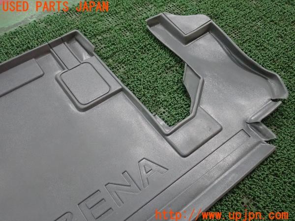 3UPJ=9234350634]セレナ(TC24)純正 ラゲッジトレイ 中古_2