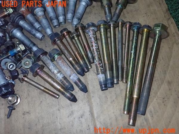 3UPJ=9234350720]セレナ(TC24)ネジ・ナット・ステー類 セット ジャンク_4