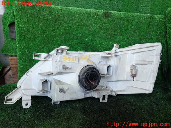 1UPJ-9234351130]セレナ(TC24)右ヘッドライト ハロゲン 中古_3
