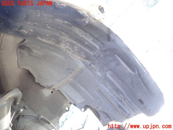 1UPJ-9234351090]セレナ(TC24)右前フェンダーライナー 中古_2