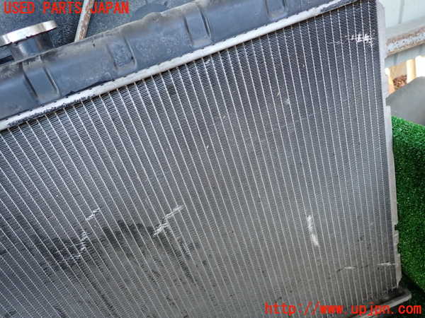 1UPJ-9234352321]セレナ(TC24)ラジエーター1 中古_3