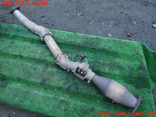 1UPJ-9234352661]セレナ(TC24)触媒1 中古_2