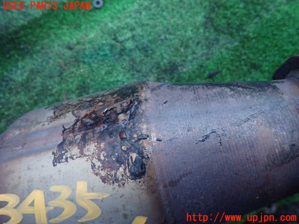 1UPJ-9234352661]セレナ(TC24)触媒1 中古_3