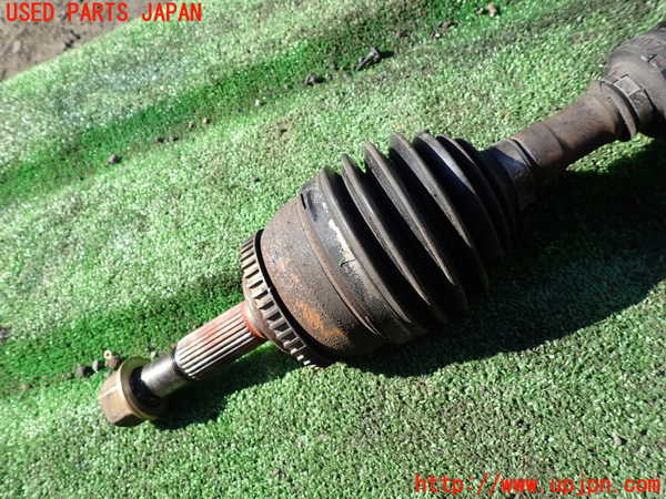 1UPJ-9234354015]セレナ(TC24)左フロントドライブシャフト 中古_3