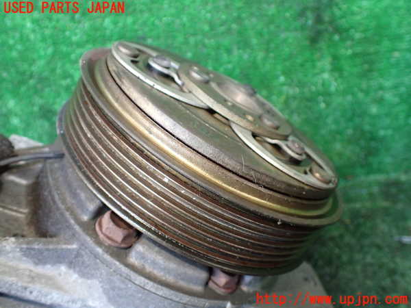 1UPJ-9234356025]セレナ(TC24)エアコンコンプレッサー 中古_3