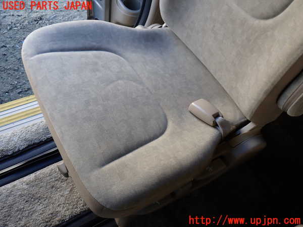 1UPJ-9234357145]セレナ(TC24)右2列目シート 中古_3