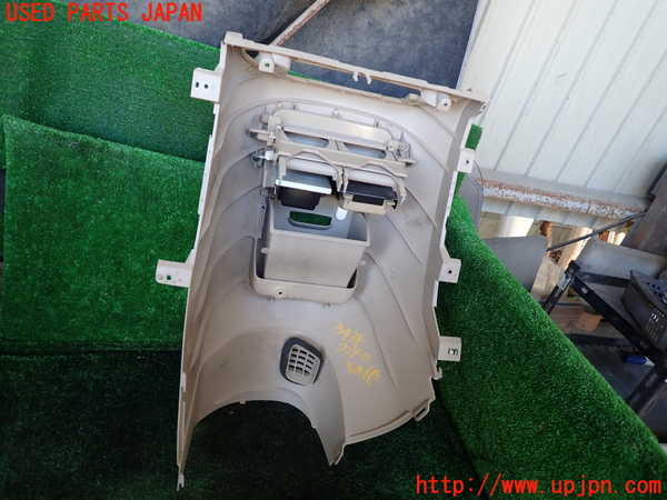 1UPJ-9234357549]セレナ(TC24)コンソール 中古_3