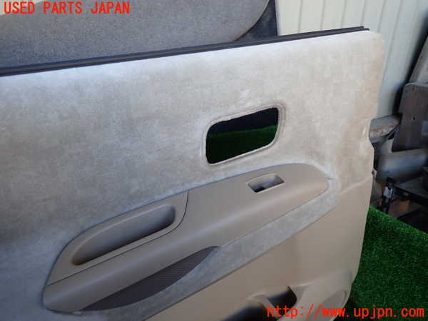 1UPJ-9234351264]セレナ(TC24)左前ドア内張り 中古_2