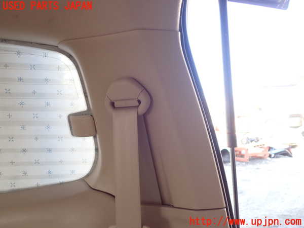 1UPJ-9234357675]セレナ(TC24)右リアピラートリム 中古_3