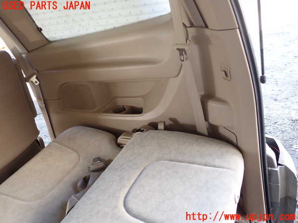 1UPJ-9234357675]セレナ(TC24)右リアピラートリム 中古_4