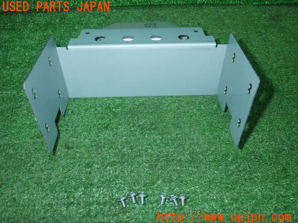 3UPJ=9234360605]BMW ミニ(MINI)ジョンクーパーワークス(MFJCW R56)社外 オーディオ取付ステー 中古_2