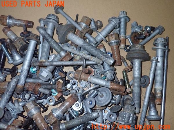 3UPJ=9234360720]BMW ミニ(MINI)ジョンクーパーワークス(MFJCW R56)ネジ・ナット・ステー類 ジャンク_2