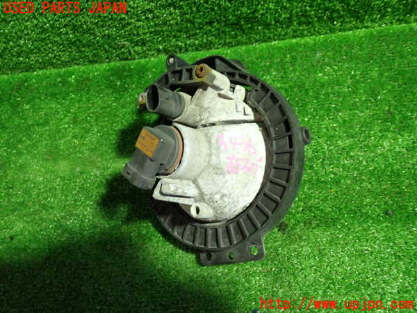 1UPJ-9234361180]BMW ミニ(MINI)ジョンクーパーワークス(JCW) R56(MFJCW)右フォグ 中古_3