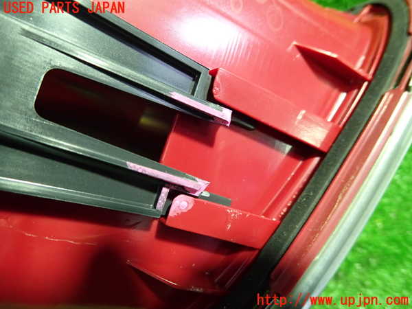 1UPJ-9234361530]BMW ミニ(MINI)ジョンクーパーワークス(JCW) R56(MFJCW)右テールランプ 中古_3