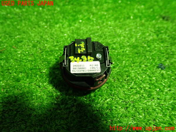 1UPJ-9234366290]BMW ミニ(MINI)ジョンクーパーワークス(JCW) R56(MFJCW)ハザードスイッチ 中古_2