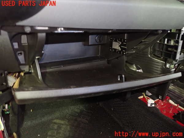 1UPJ-9234367505]BMW ミニ(MINI)ジョンクーパーワークス(JCW) R56(MFJCW)ダッシュボード 中古_4