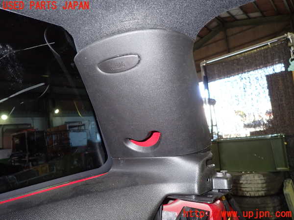 1UPJ-9234367675]BMW ミニ(MINI)ジョンクーパーワークス(JCW) R56(MFJCW)右リアピラートリム 中古_3
