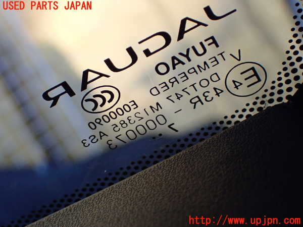 1UPJ-9234381382]ジャガー・XF スポーツブレイク(JBS2NC)左クォーターガラス 中古_3