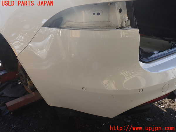 1UPJ-9234381610]ジャガー・XF スポーツブレイク(JBS2NC)リアバンパー 中古_4