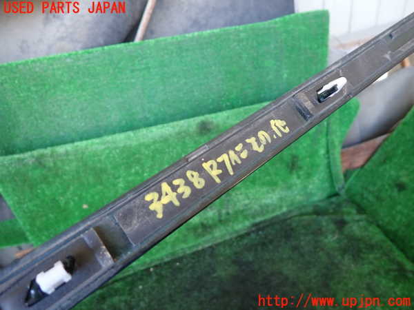 1UPJ-9234381559]ジャガー・XF スポーツブレイク(JBS2NC)リアフィニッシャー 中古_3