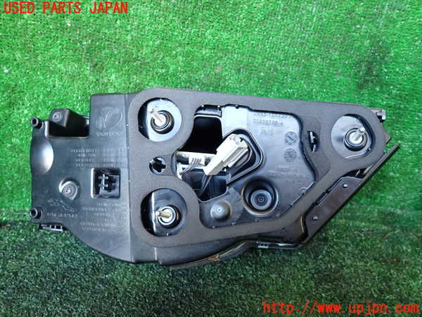 1UPJ-9234381550]ジャガー・XF スポーツブレイク(JBS2NC)右リアフィニッシャー 中古_3