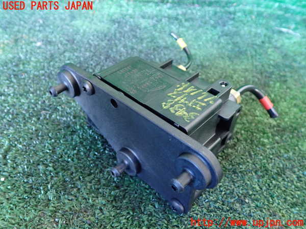 1UPJ-9234385540]ジャガー・XF スポーツブレイク(JBS2NC)エアサスソレノイドバルブ 中古_2