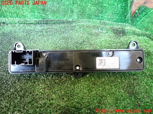 1UPJ-9234386307]ジャガー・XF スポーツブレイク(JBS2NC)スイッチ2 中古_2