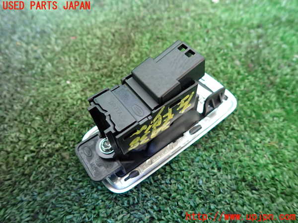 1UPJ-9234386245]ジャガー・XF スポーツブレイク(JBS2NC)左前パワーウィンドウスイッチ 中古_2