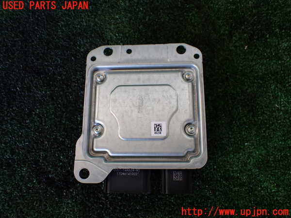 1UPJ-9234386145]ジャガー・XF スポーツブレイク(JBS2NC)エアバッグコンピューター ジャンク　展開済み_3