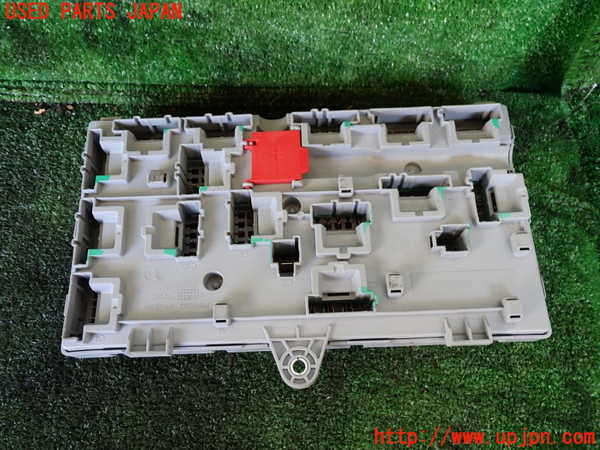 1UPJ-9234386742]ジャガー・XF スポーツブレイク(JBS2NC)ヒューズボックス2 中古_3